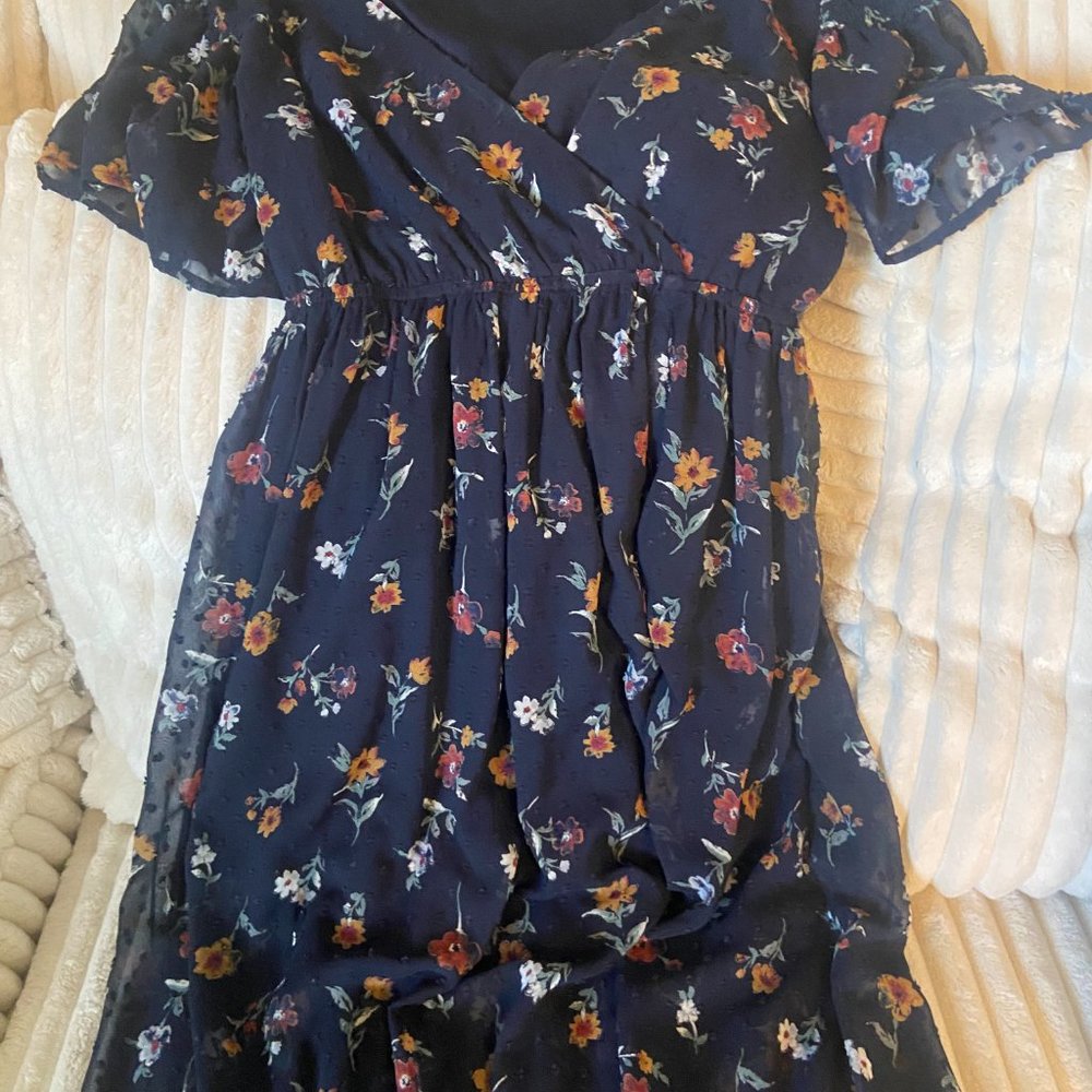 NAVY FLORAL DRESS